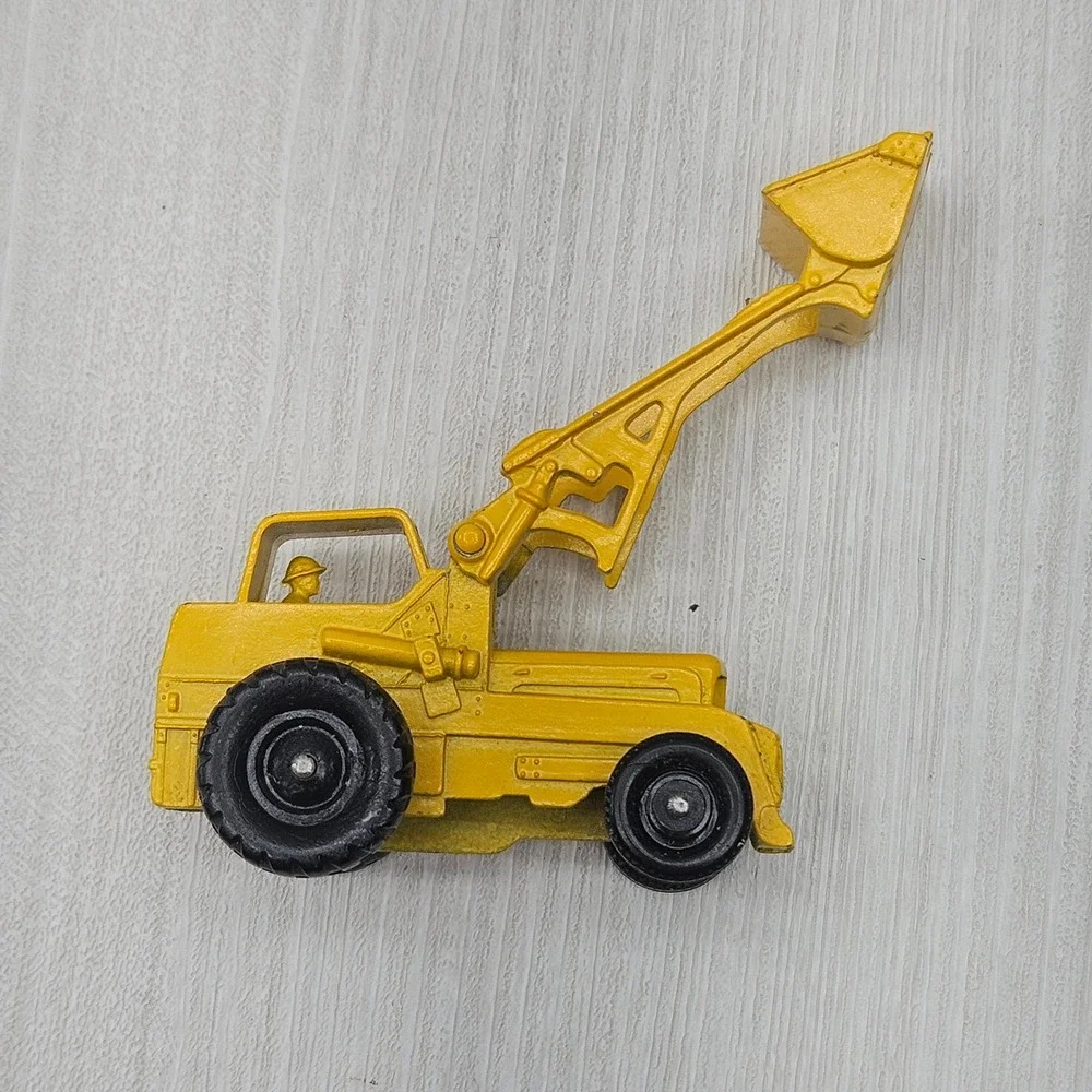 Vintage Lesney Matchbox No 24 Weatherill Hydraulic Excavator Front Loader Yellow